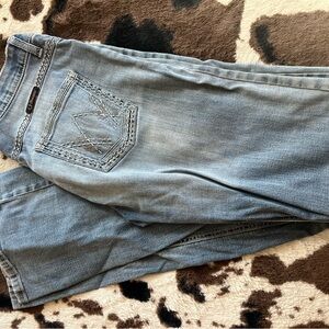 Women’s wrangler Shiloh jeans